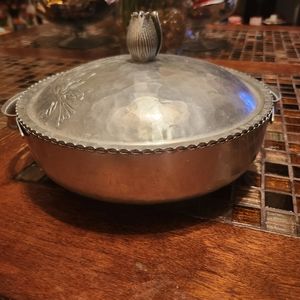 Vintage Hammered Aluminum Covered Casserole Dish Rodney Kent Tulip Weddi…
